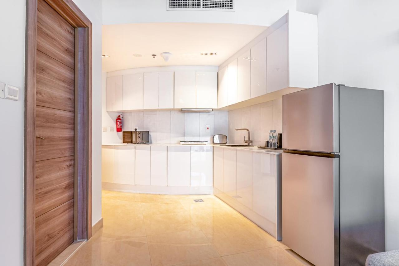 דובאי Pyramisa Hotel Apartments מראה חיצוני תמונה