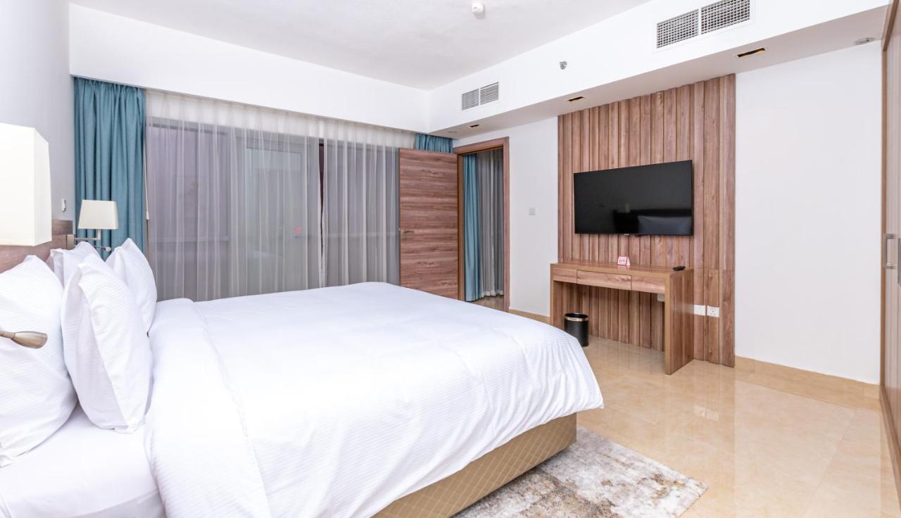 דובאי Pyramisa Hotel Apartments מראה חיצוני תמונה