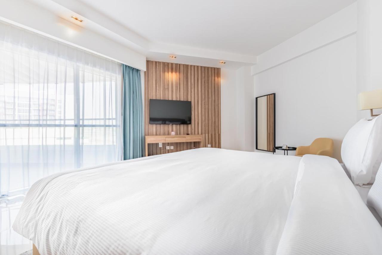 דובאי Pyramisa Hotel Apartments מראה חיצוני תמונה