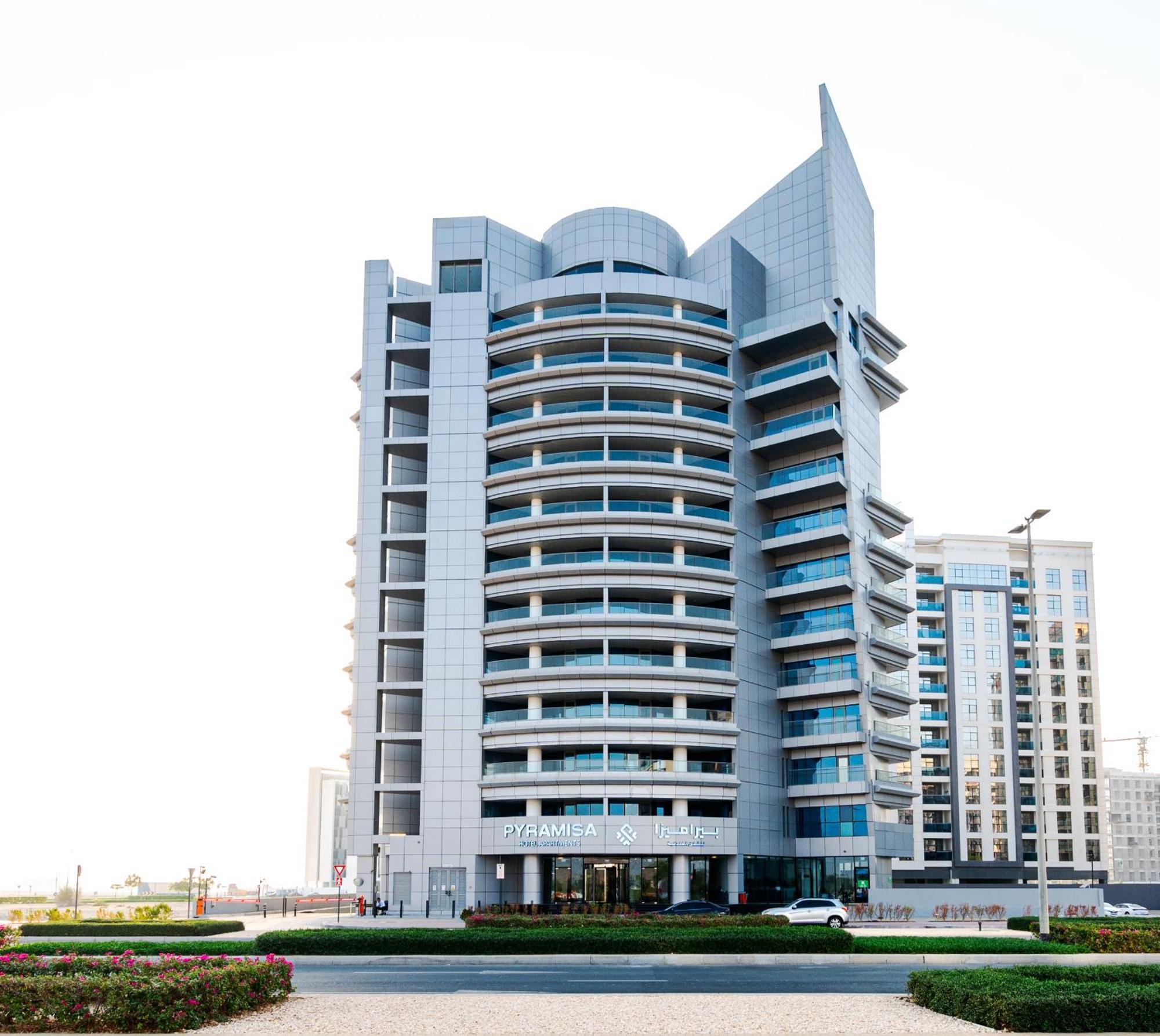 דובאי Pyramisa Hotel Apartments מראה חיצוני תמונה