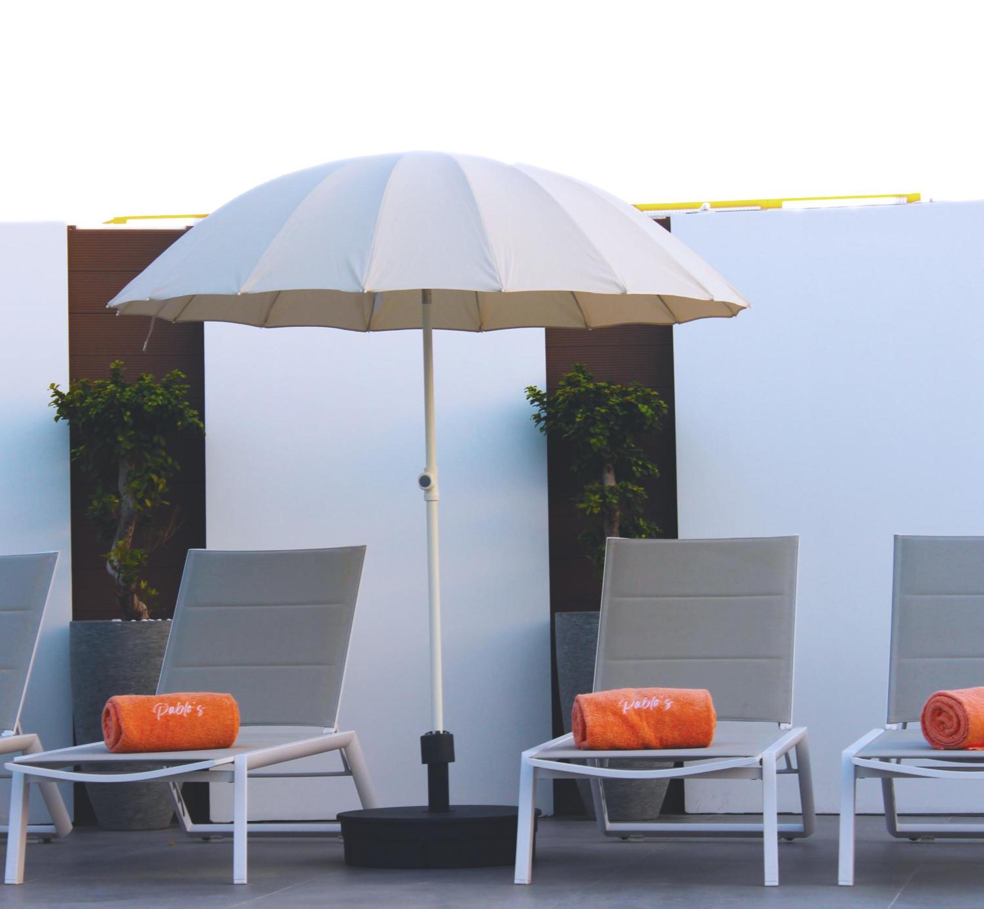 דובאי Pyramisa Hotel Apartments מראה חיצוני תמונה