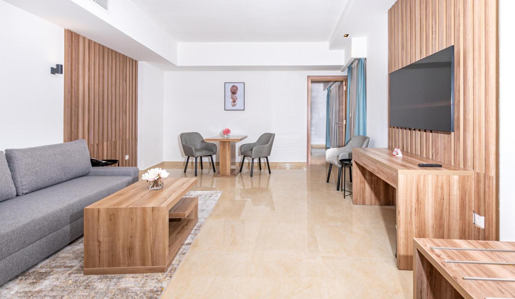 דובאי Pyramisa Hotel Apartments מראה חיצוני תמונה